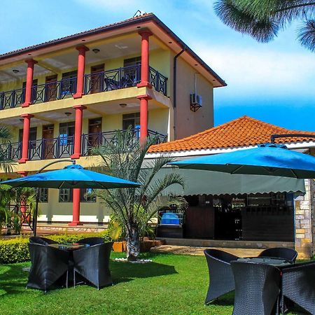 Rosemary Courts Bed and Breakfast Entebbe Eksteriør billede