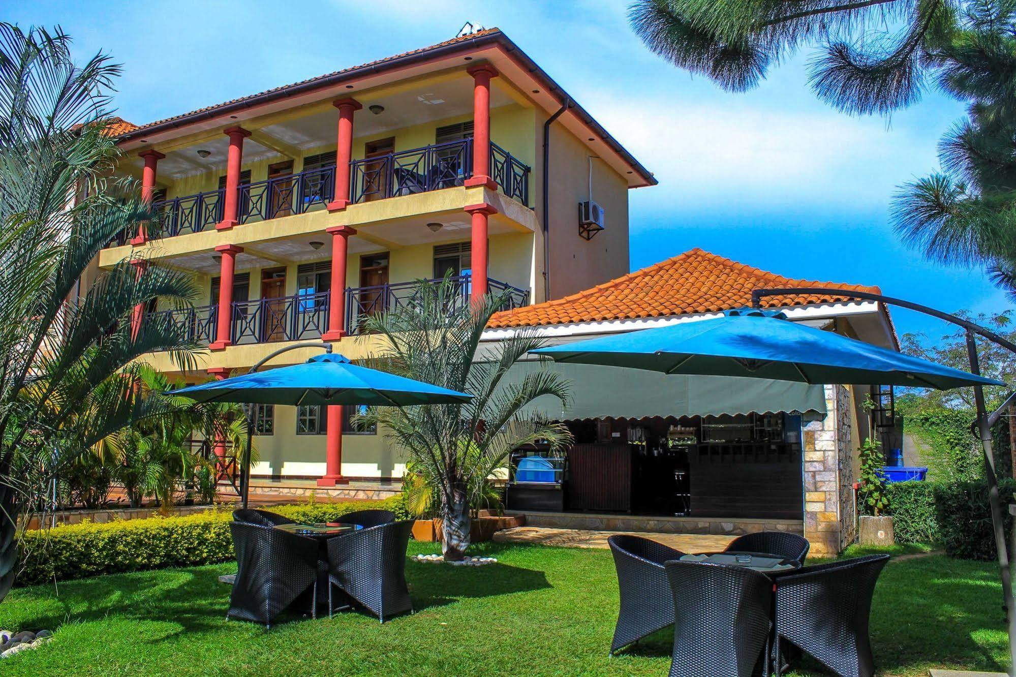 Rosemary Courts Bed and Breakfast Entebbe Eksteriør billede